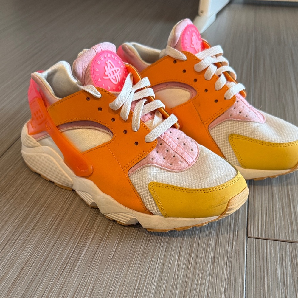 Custom Nike Women’s Huarache Sneakers